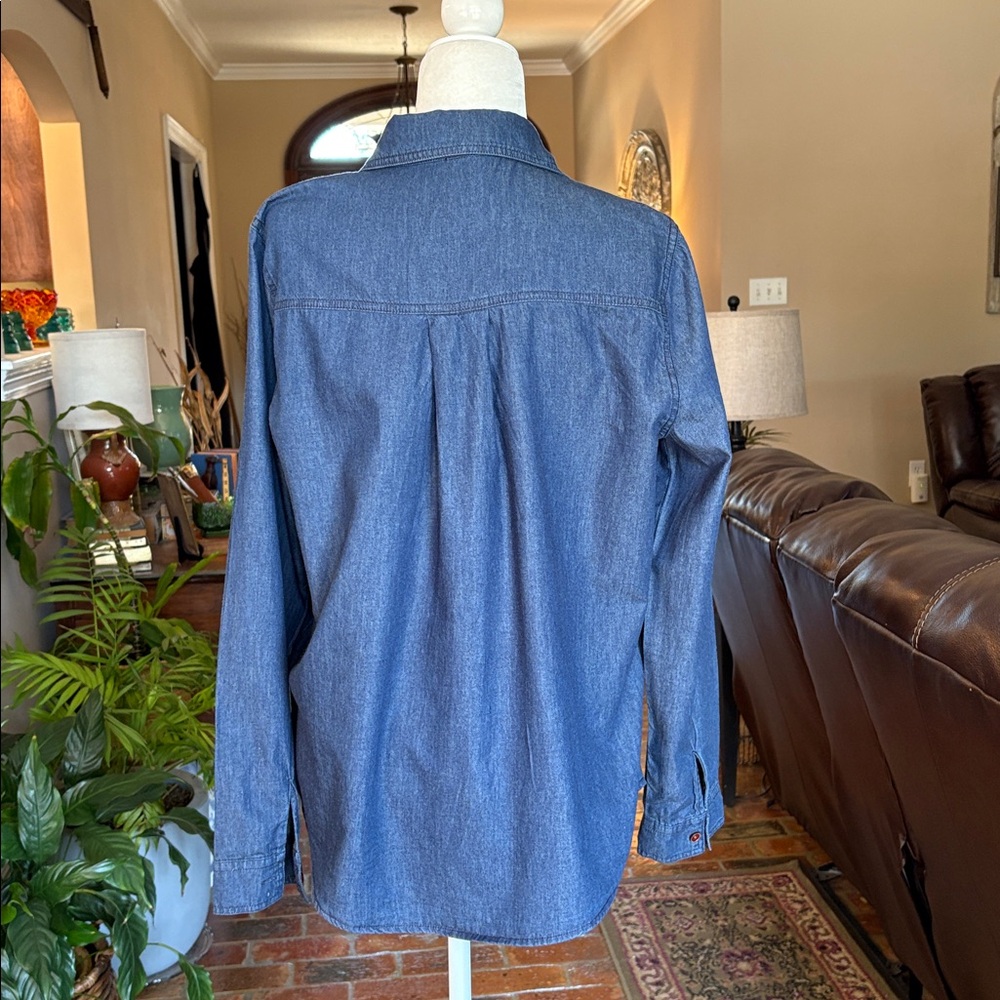 Luvamia Chambray Long Sleeve Button Down Denim Shirt size L - Picture 7 of 16